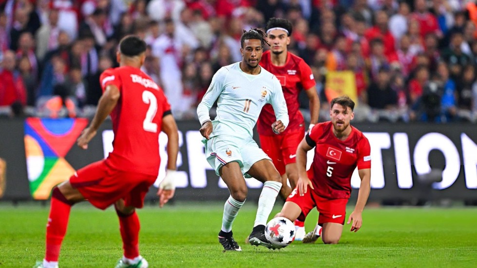 Δευτέρα με δυνατές μάχες στο Nations League.
